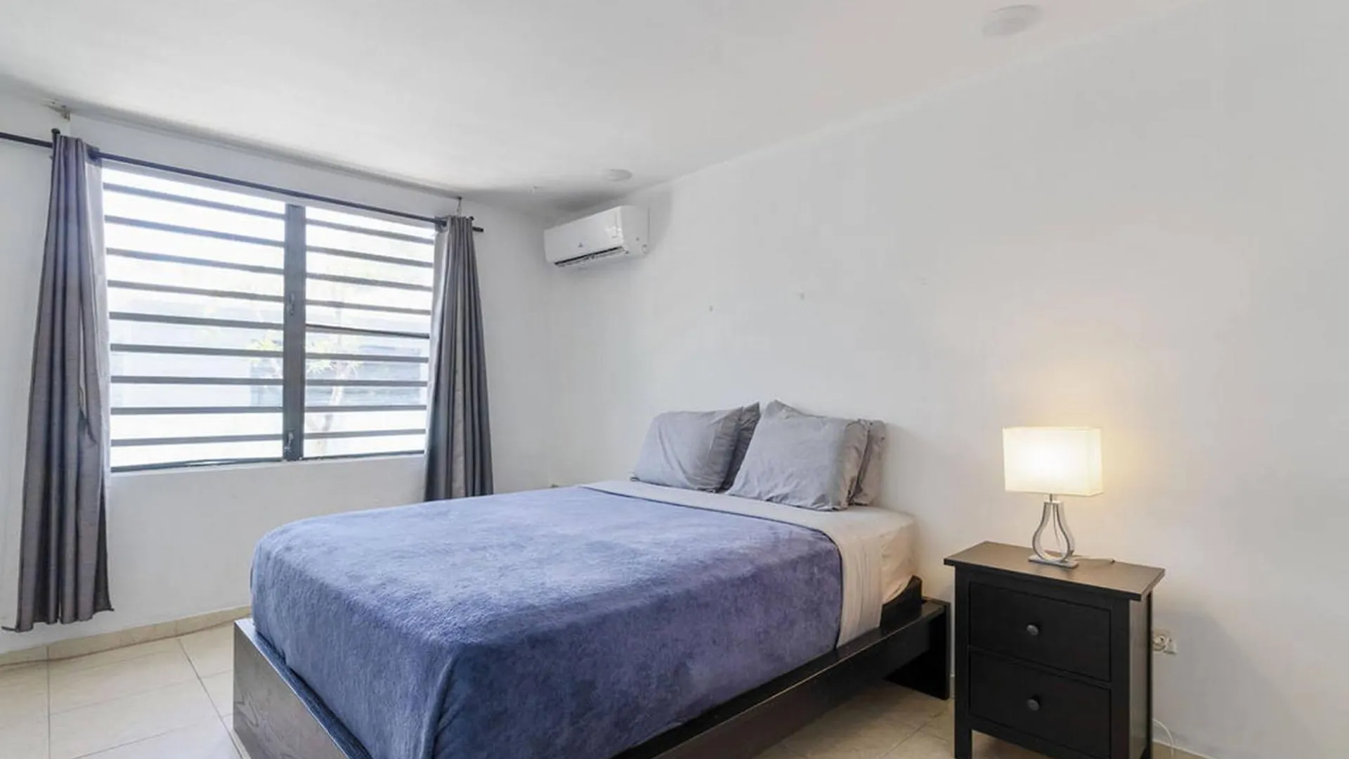 Vakantiehuis Beach House Malaga-Pool-Bbq San Juan Puerto Rico